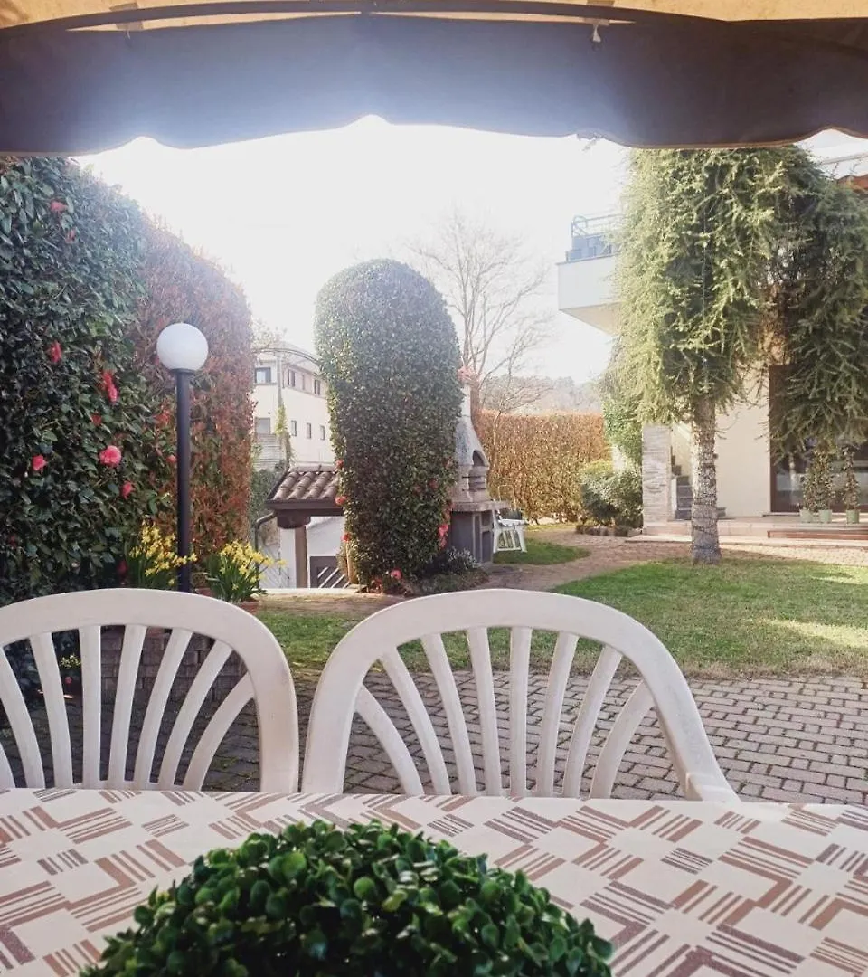 B&B La Mora Di Vergiate Bed & Breakfast